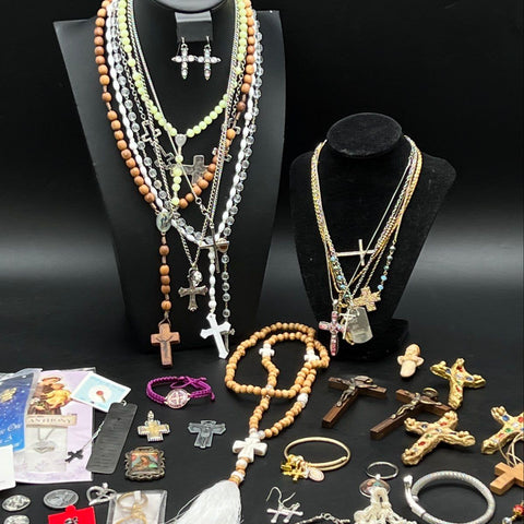 Vintage to Modern Religious Jewelry Lot Rosaries Crosses Medals 40+ Pieces