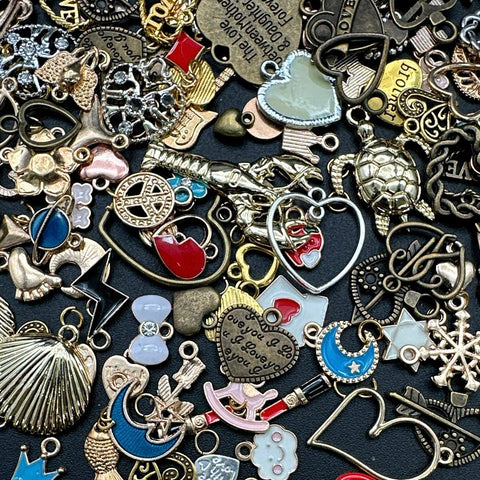 Jewelry Making Lot Enamel & Metal Charms Spool Gold Tone Chain Charm Me