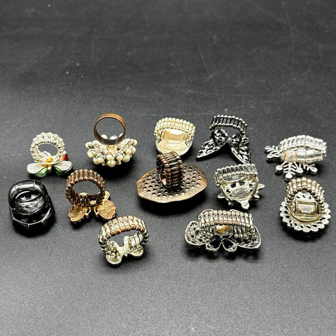 Fashion Costume Jewelry Lot of 11 Stretch Rings Butterfly Faux Pearl Floral