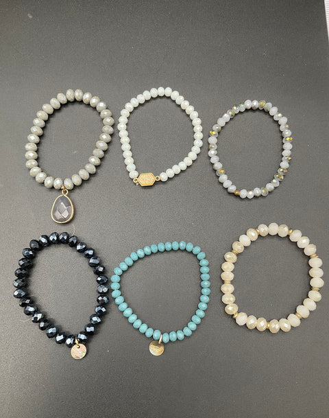 Lot of 20 Modern Beaded Jewelry Necklaces Bracelets Tassel Agate Heishi Style