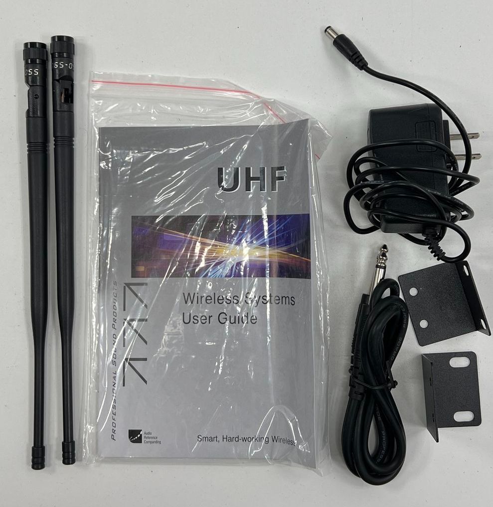 GTDaudio G-733 Diversity UHF Wireless Mic System in Original Box UNTESTED