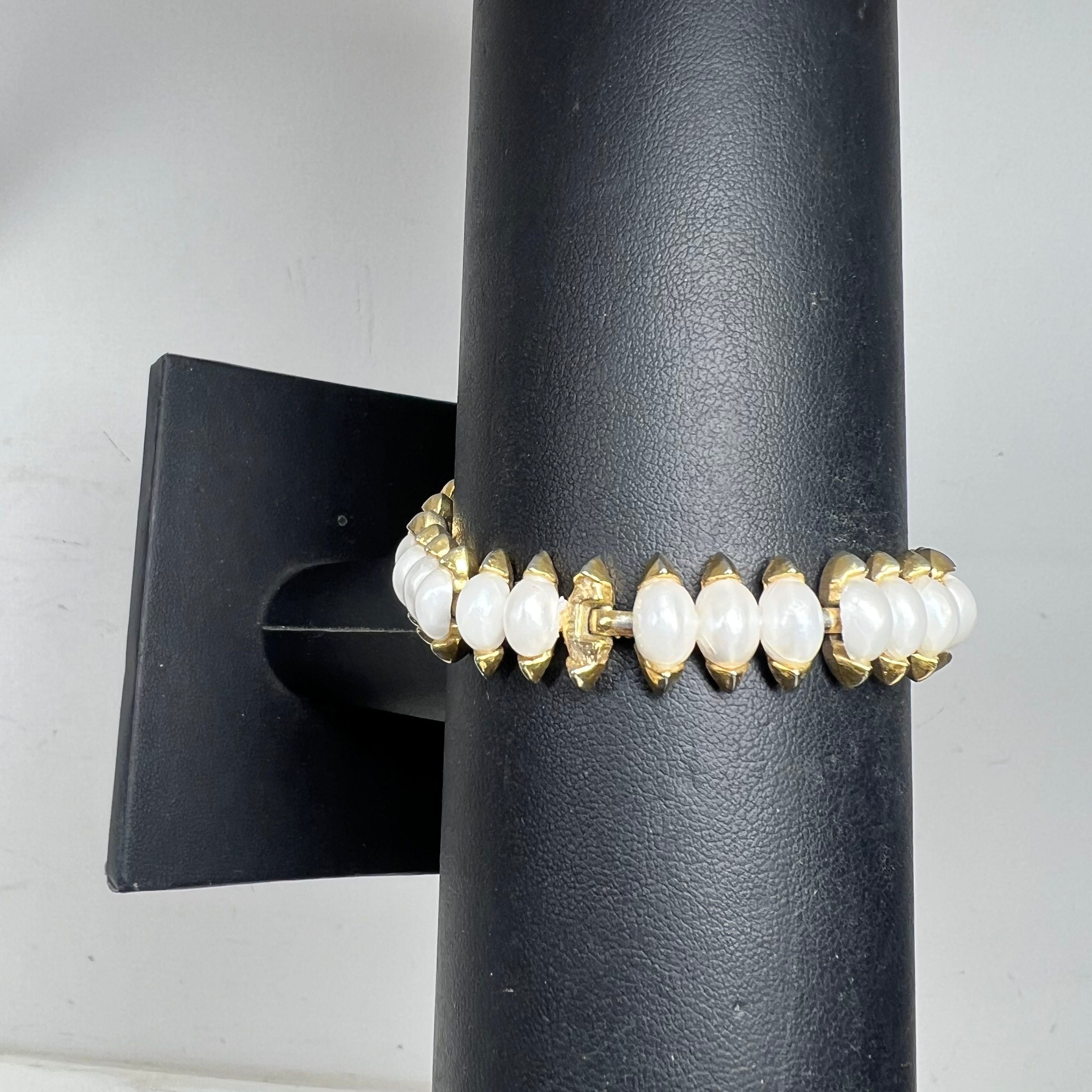 Vintage Crown Trifari Gold Tone Faux Pearl Tear Drop Bracelet *Missing Stone
