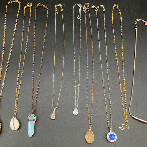 Fashion Costume Jewelry Lot of 10 Necklaces Gold Silver Rose Gold Tone Pendants
