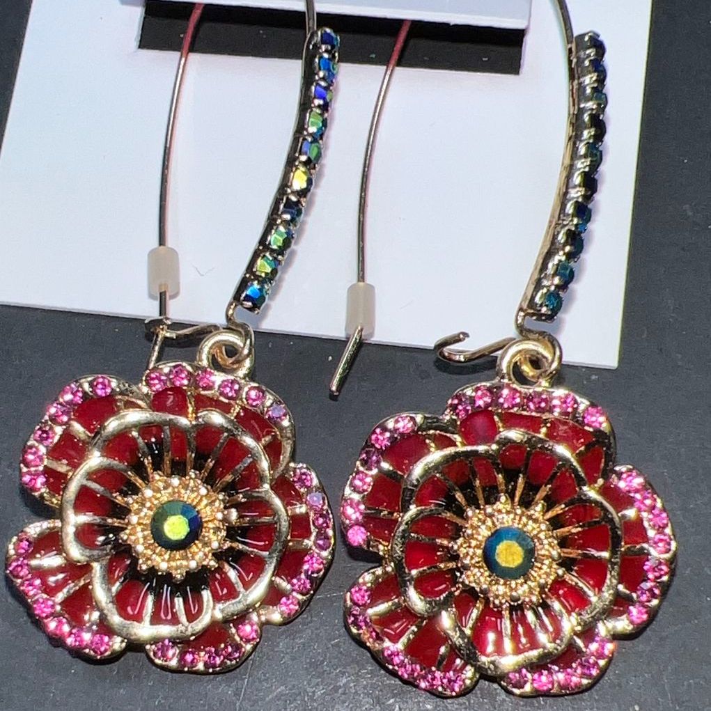 Betsey Johnson Red tones Flower Earrings NWT