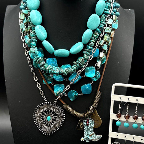 Southwestern Style Costume Jewelry Lot Turquoise Tone Steer Head Concho 30+ Pcs