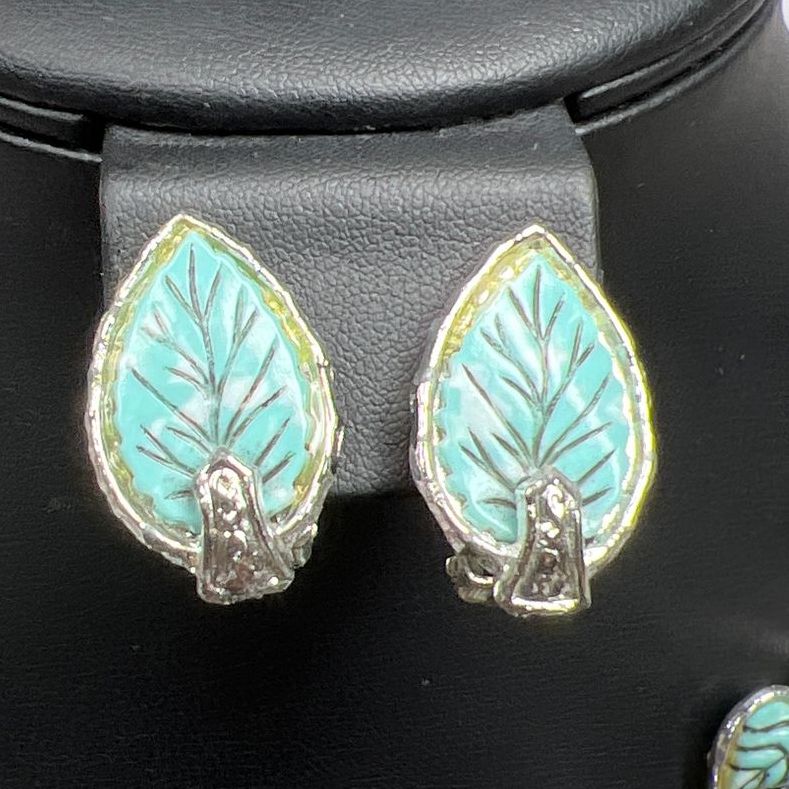 Vintage Turquoise Tone Leafy Necklace and Earrings Set