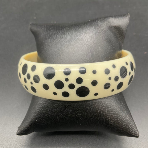 Vintage Mod 1960s Style Cream White Black Polka Dot Plastic Bangle Bracelet 8"