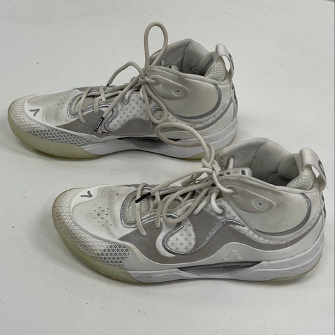 Avoli A2 White Silver Mid Top Volleyball Sneakers Women's Size 9