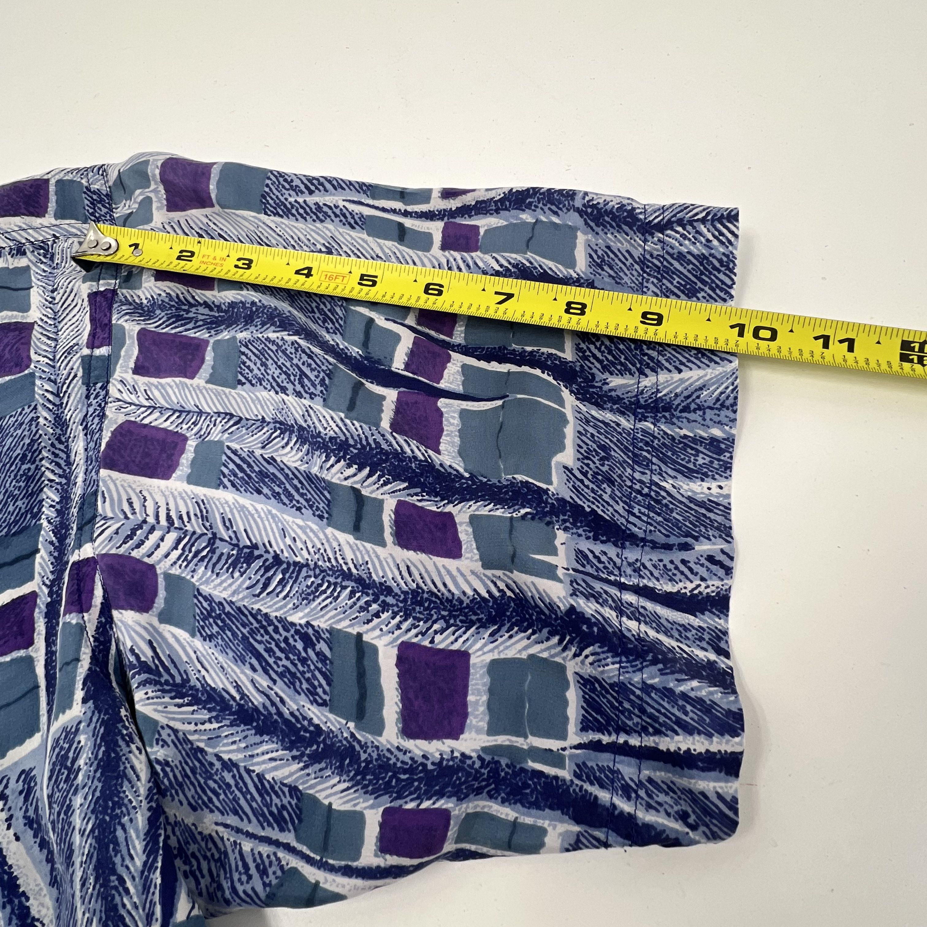 Vintage Creative Edge Blue Purple Button Down 100% Silk Size Large