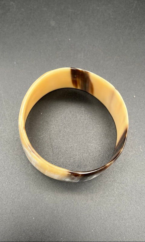 PONO by Joan Goodman Chunky Resin Bangle Bracelet Wide Oval Brown Signed 7.25"