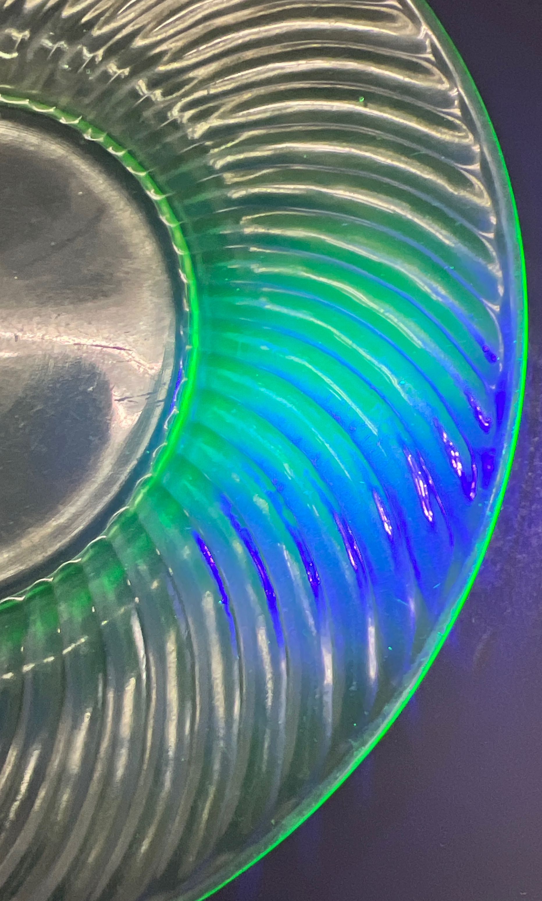 Black Light Reactive Uranium Glass Dessert Plate