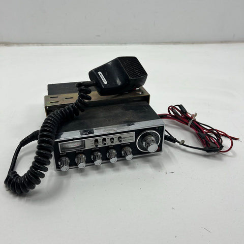 Vintage Midland 13-883B CB Radio Transceiver With Microphone & Bracket 1976