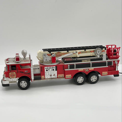 Large Remote Control Fire Truck Toy Lights Siren Extending Ladder Tethered