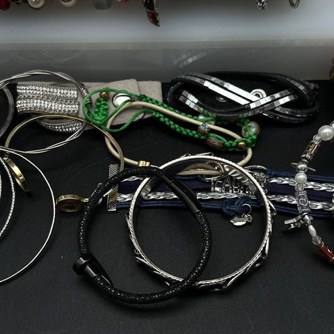 Mixed Fashion Costume Jewelry Lot 30+ Pcs Beaded Bangle Wrap Wood Faux Pearl