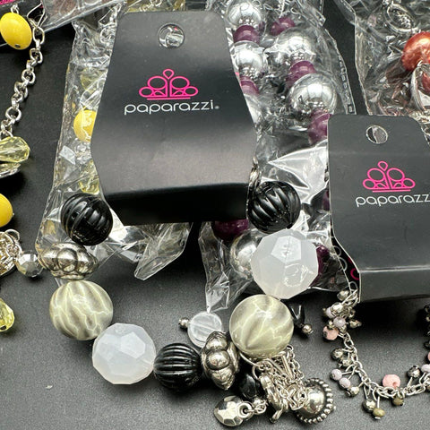 Paparazzi Fashion Jewelry Lot 17 Pieces Necklaces Earrings Bracelets Mixed