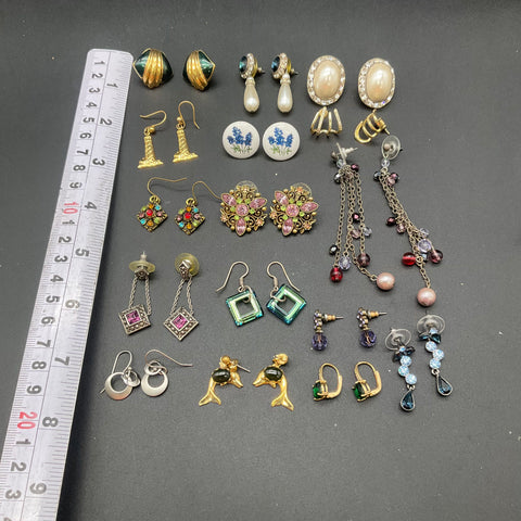 Vintage & Modern Costume Jewelry Earrings Lot 15 Pairs Rhinestone Faux Pearl