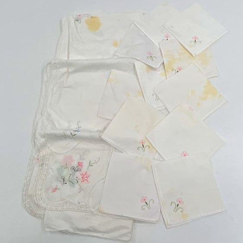 Vintage Embroidered Floral Tablecloth & 11 Napkins Set Crochet Lace 12pc