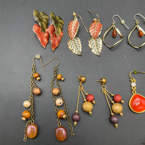 Vintage Retro Costume Jewelry Lot 20 Pairs Earrings Dangle Stud Hoop Beaded