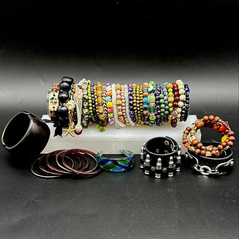 Mixed Costume Jewelry Lot 40+ Bracelets Beaded Leather Bangles Vintage to Modern