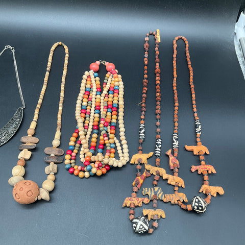 Mixed Costume Fashion Jewelry Necklace Lot 10pc Wood Shell Faux Pearl Bib Style