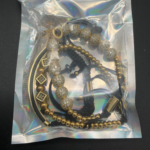 Magic Fish Imperial Beaded Bracelet Lot of 12 New Gold Tone Fashion Jewelry