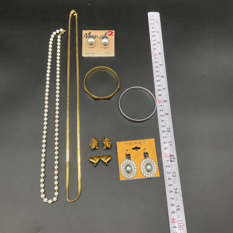 Vintage Monet Costume Jewelry Lot 8 Pieces Necklaces Bangles Earrings