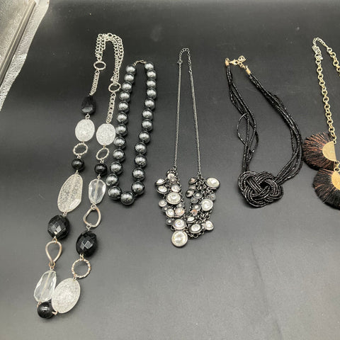 Vintage Modern Costume Jewelry Lot 7 Necklaces Faux Pearl Rhinestone Statement