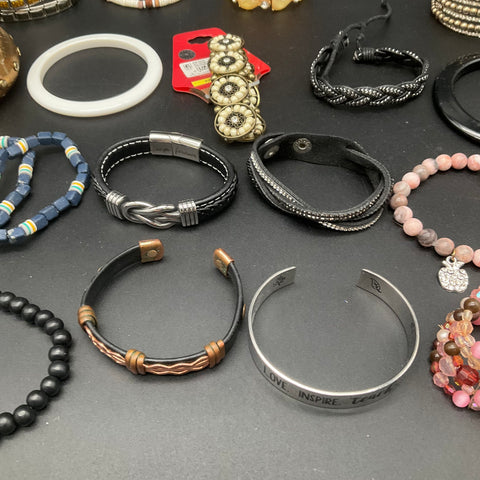 Mixed Fashion Jewelry Lot of 19 Bracelets Bangles Cuffs Beaded Leather Style