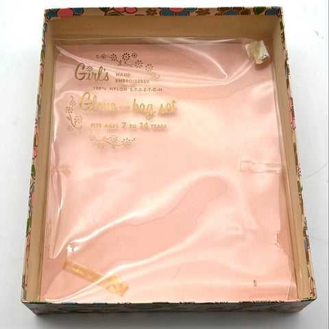 Vintage 1960s Girls Straw Purse and Embroidered Nylon Glove Set IOB