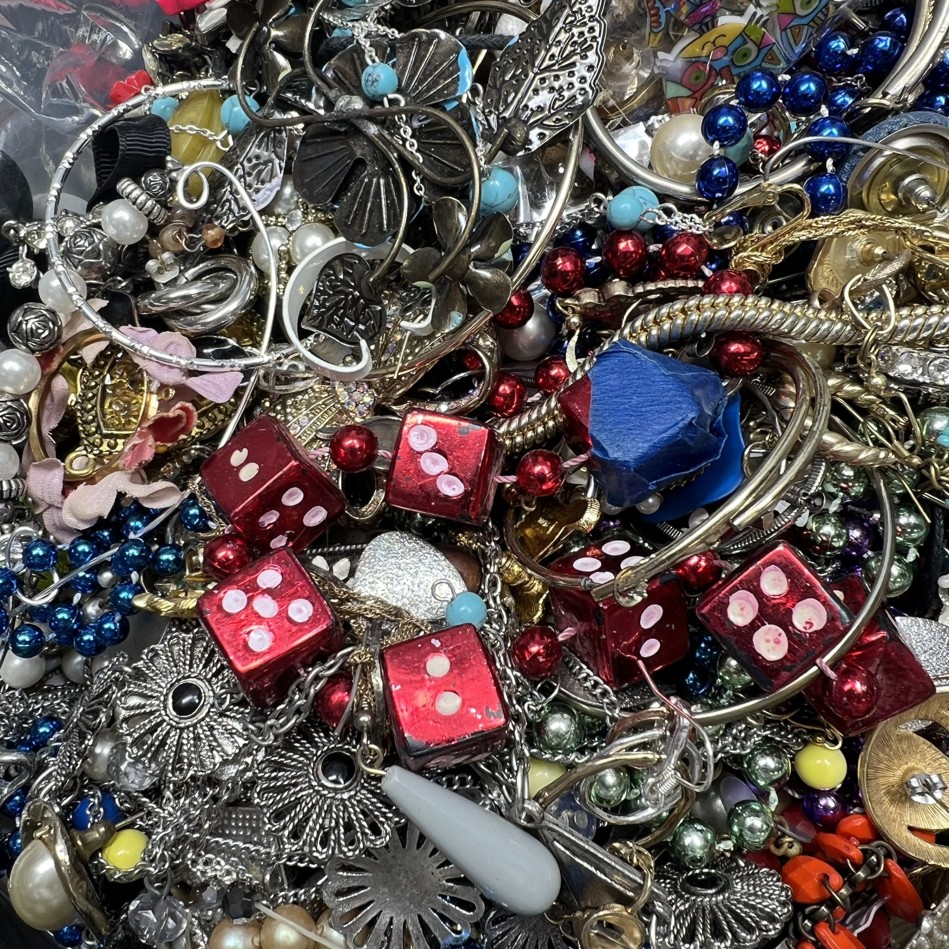5LB Damaged Incomplete Broken Loose Jewelry Mix for Crafts Repair