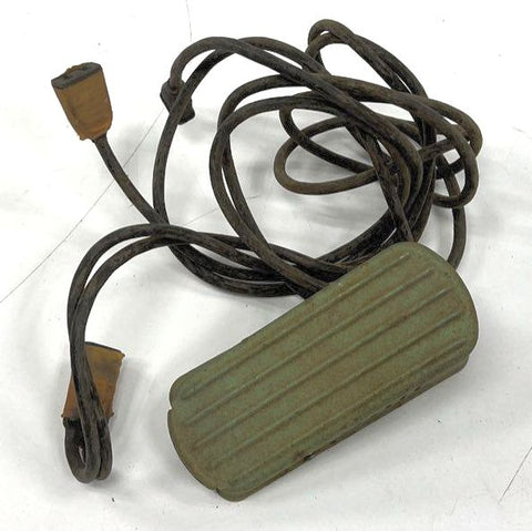 Vintage EMESCO No. 6 Foot Pedal Control Sewing Machine Green Made in Germany