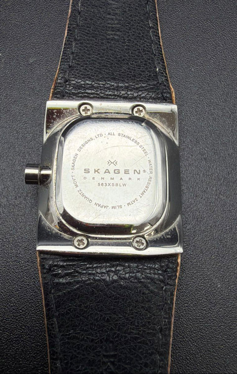 Skagen Denmark 563XSBLW Womens Watch Square White Leather Band Tested Works