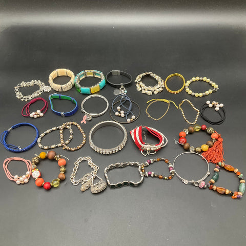 Fashion Jewelry Lot of 26 Bracelets Bangles Cuffs Beaded Rhinestone Boho Relic