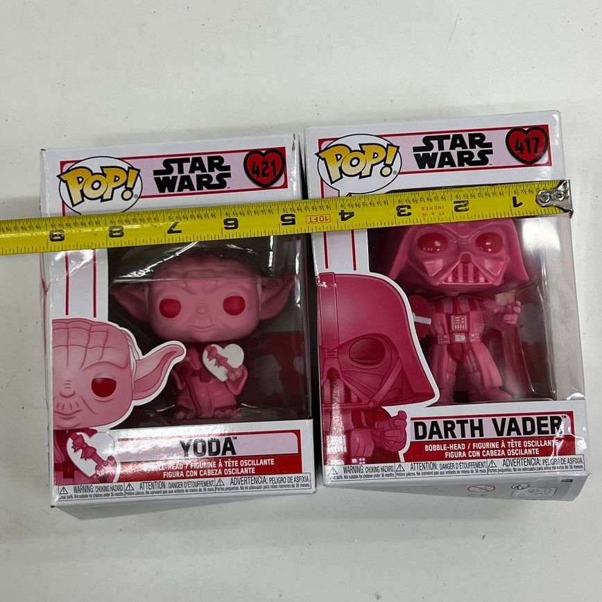 Funko Pop Star Wars Valentines Lot 2 Darth Vader #417 Yoda #421 Damaged Box