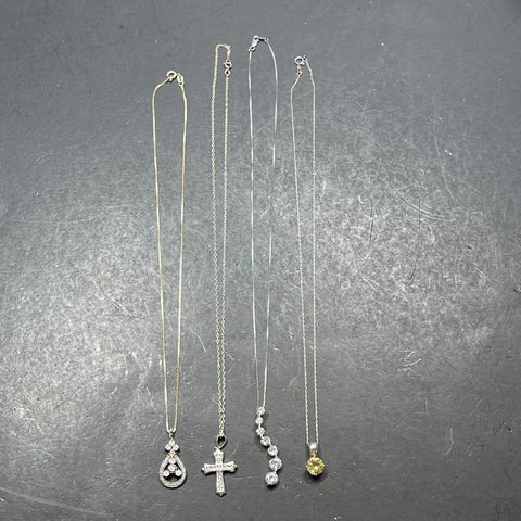 4 925 Sterling Silver Pendant Necklaces 15.2g