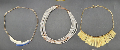 Mixed Fashion Jewelry Lot 7 Necklaces Express 1946 Pendants Gold Silver Tone