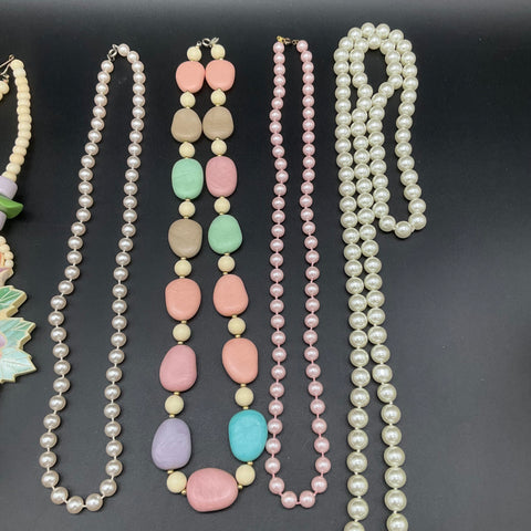 Vintage Costume Jewelry Lot 5 Necklaces Faux Pearl Pastel Floral Retro 80s 90s