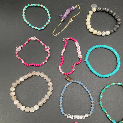 Mixed Fashion Jewelry Lot 22 Beaded Stretch Bracelets Chakra Lava Stone Charms
