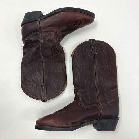 Justin 68521 Brown Leather Western Cowboy Boots Vibram Sole USA Made Size 11 EW