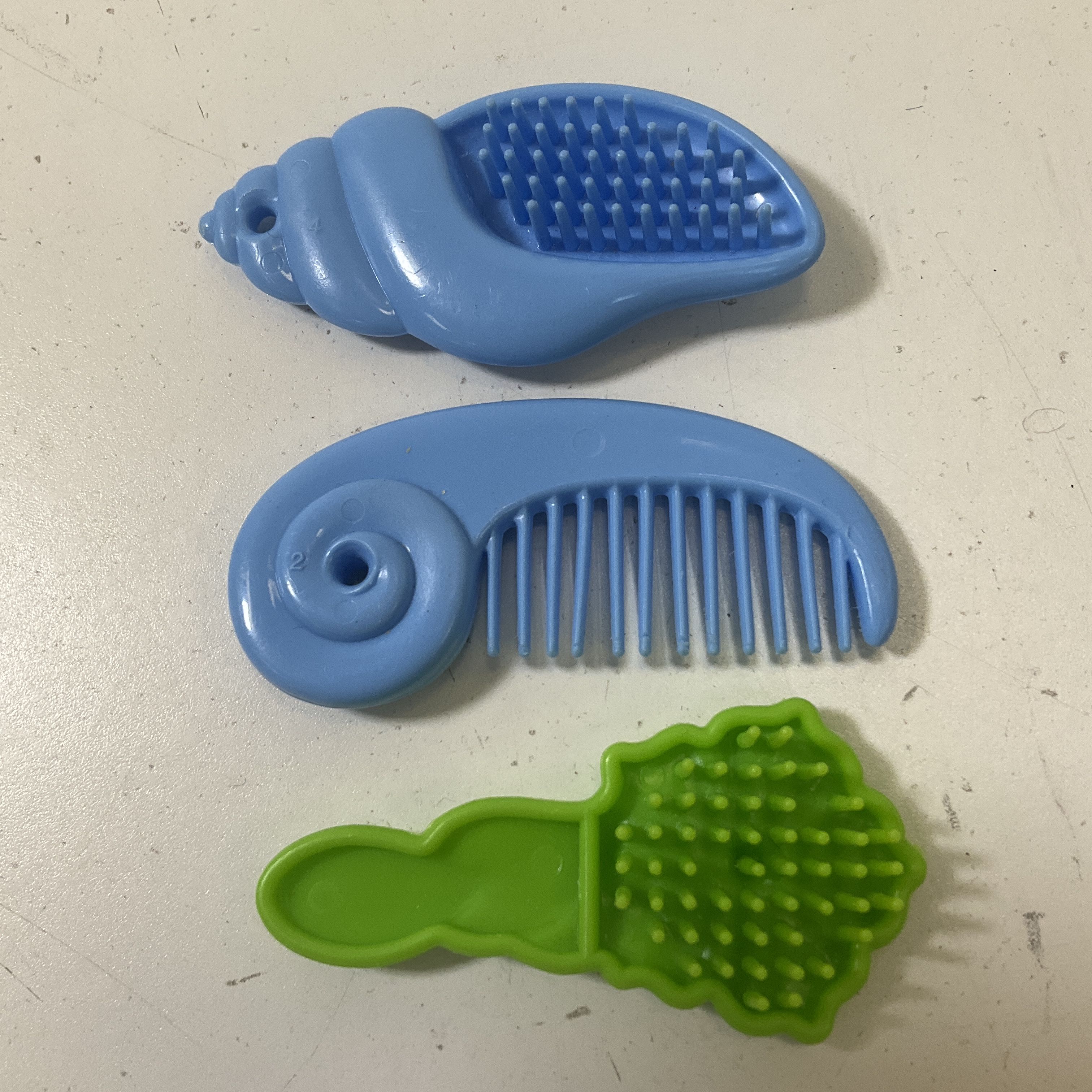 3 Vintage G1 My Little Pony MLP Accessory Combs Sea Pony Shell & Green Flower