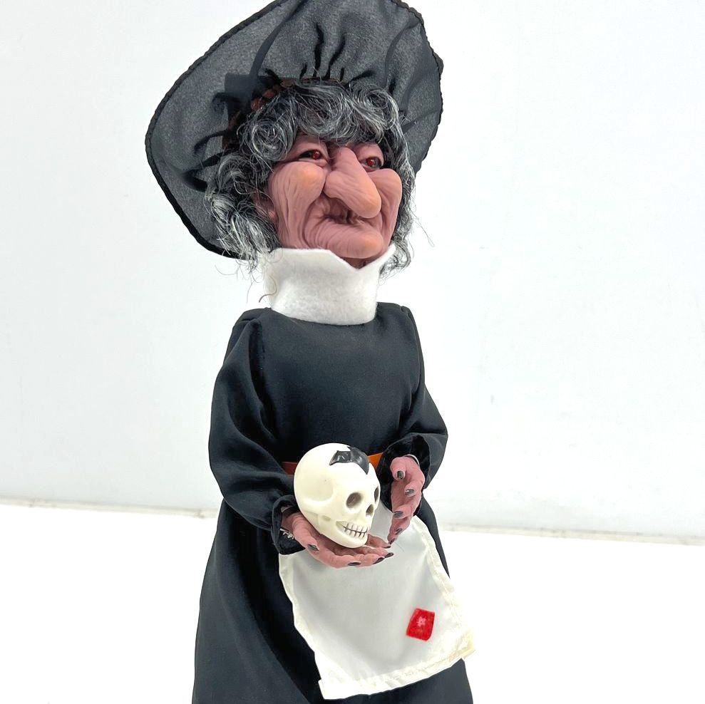 Vintage 1991 Telco Motion Activated Animated Witch Figure Halloween Decor Sound