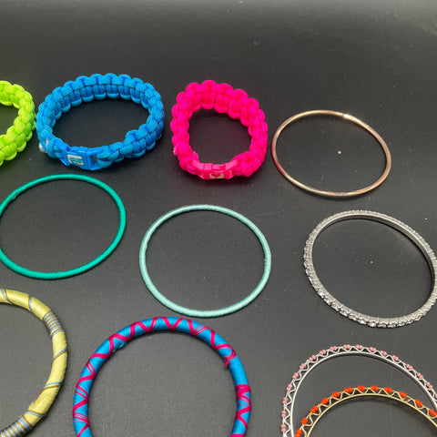 Modern Fashion Bracelet Lot Paracord Fabric Wrapped Bangles Beaded Metal 27pc