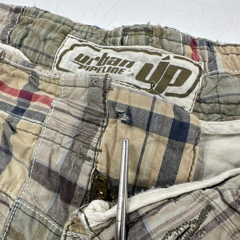 Vintage Y2K Urban Pipeline Men's Patchwork Plaid Camo Shorts Sz 30