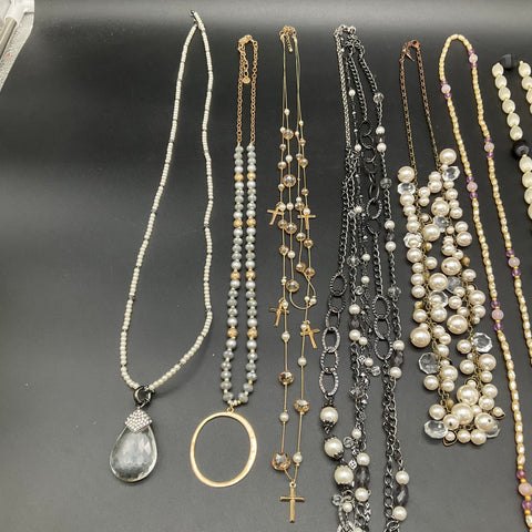 Vintage to Modern Costume Jewelry Necklace Lot 0.8 Lbs Pearl & Gold Tone Styles