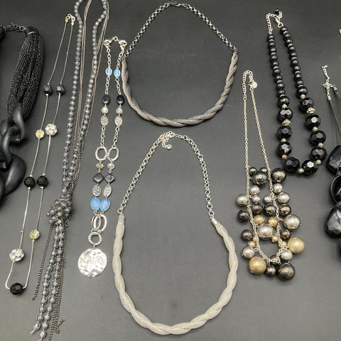 Modern Fashion Costume Jewelry Lot 10 Necklaces Beaded Mesh Silver Tone Black