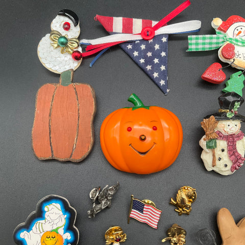 Holiday Novelty Jewelry Pin Lot 25+ Christmas Halloween Patriotic Enamel Resin