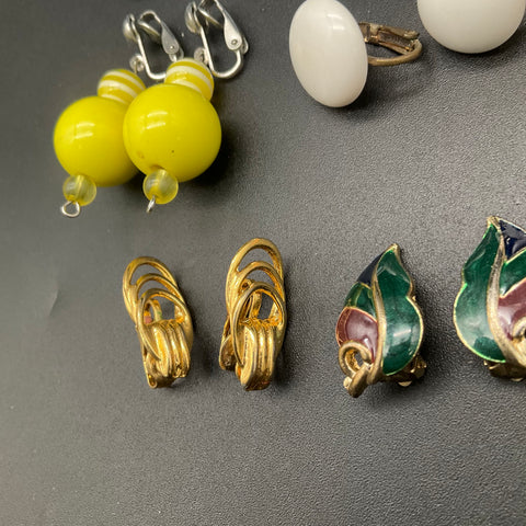 Vintage to Modern Mixed Costume Jewelry Lot of 11 Pairs Clip On Earrings