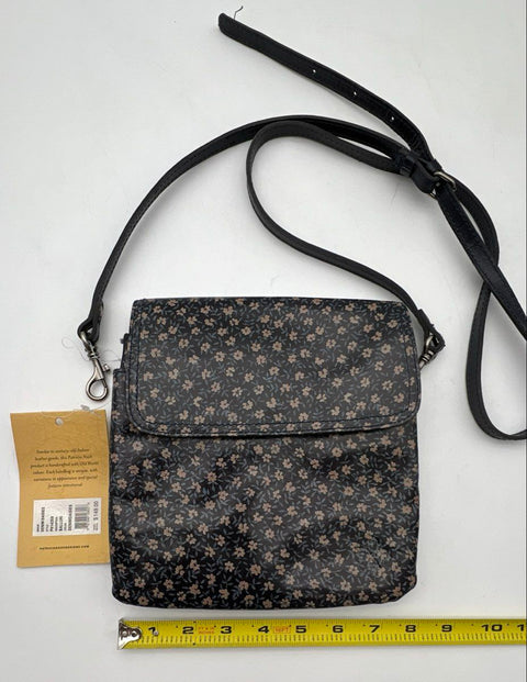 Patricia Nash Denim Daisies Balluri Crossbody Bag Floral Print NWT