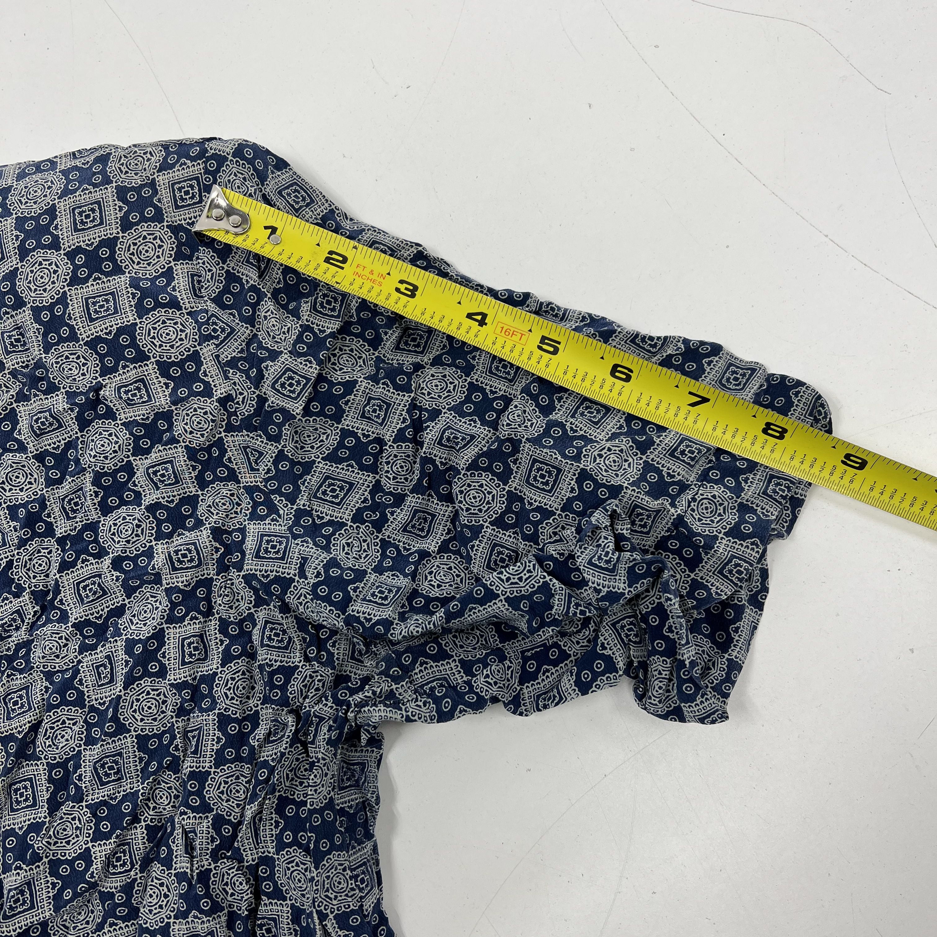 Vintage 90s Nordstrom Blue Geometric Print Silk Crinkle Blouse Women's 16