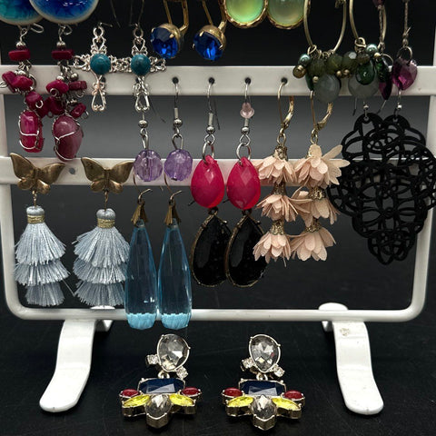 Mixed Fashion Costume Earring Lot 20+ Pairs Tassel Hoop Dangle Vintage to Modern